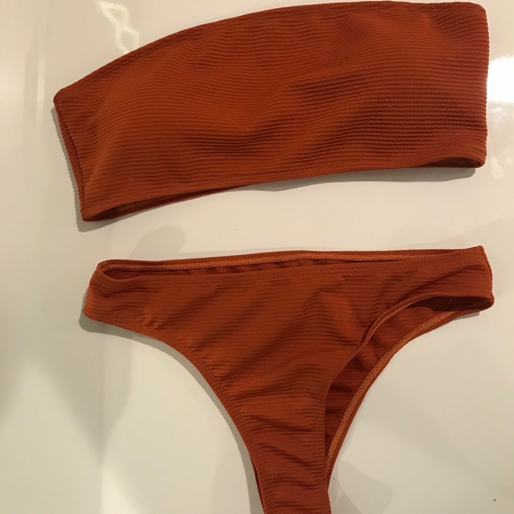 Burnt orange ribbed bikini set